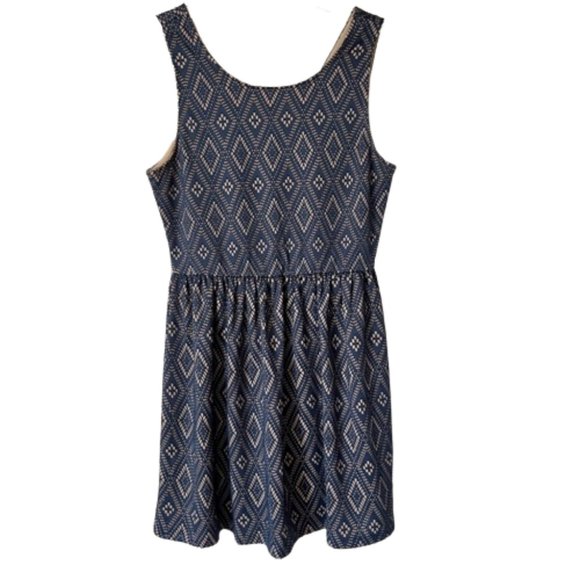 Alya Blue Cutwork Fit & Flare Party Dress - L - Picture 2 of 9